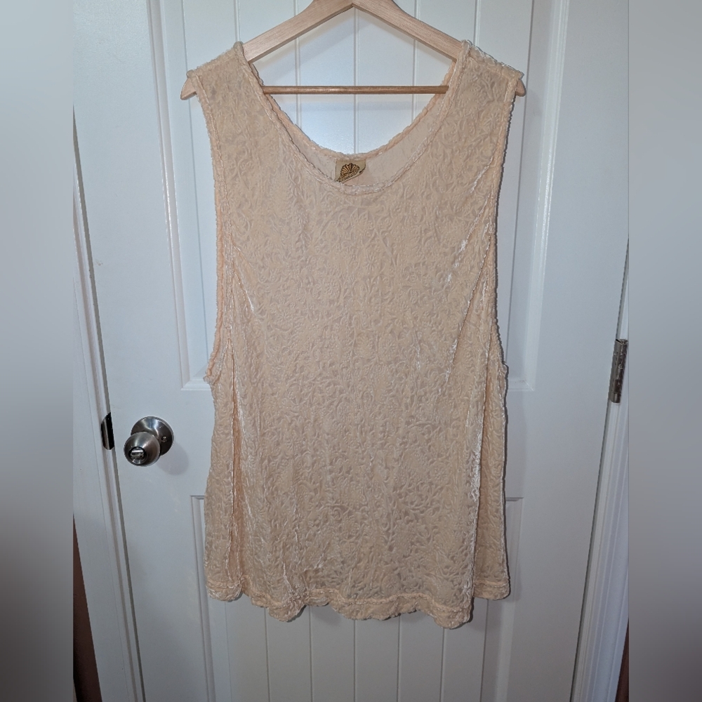 URU Textured Burnt Velvet Silk Blend Tank Top Women's One Size Cream